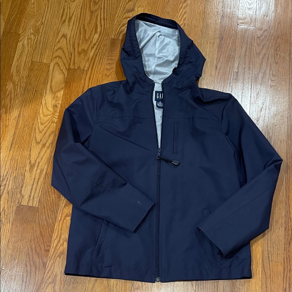 GAP women’s Dark Blue waterproof light weight jacket with Hood size sm